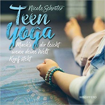 yoga-teenager-nicole-schroeter